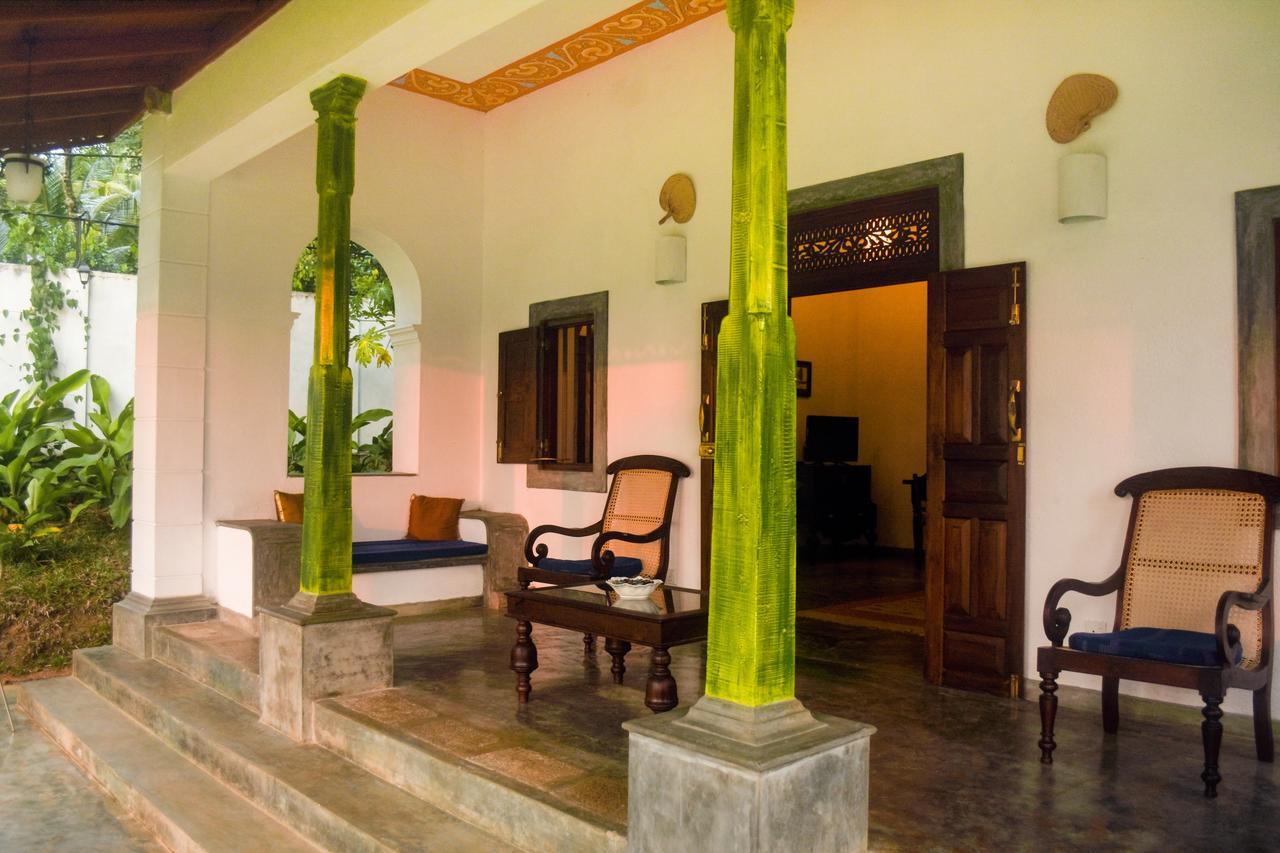Villa Kubura Hikkaduwa Buitenkant foto